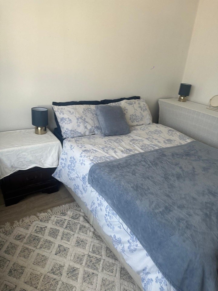Room Friar Road in Greater London
