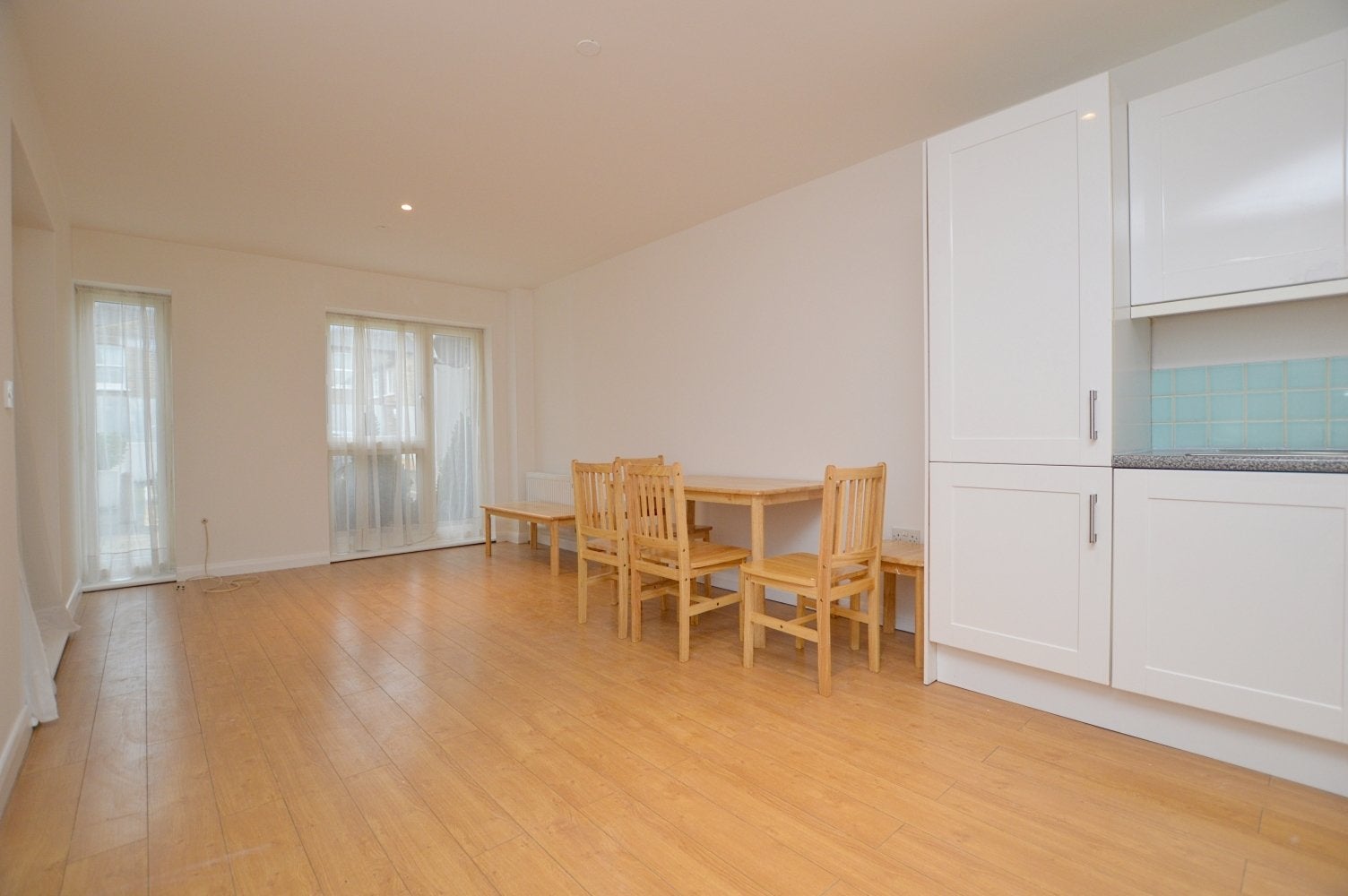 Flat Friary Road in Greater London