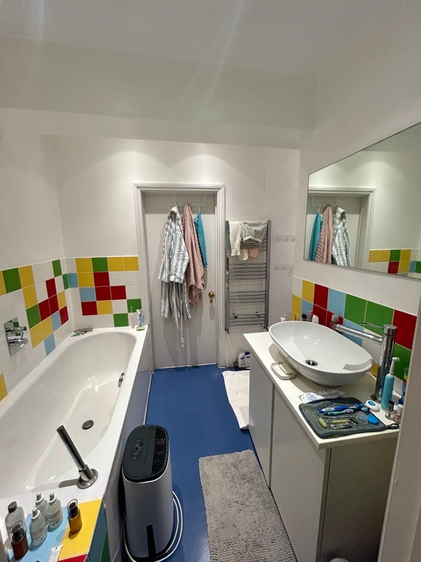 Room Noel Road in Greater London