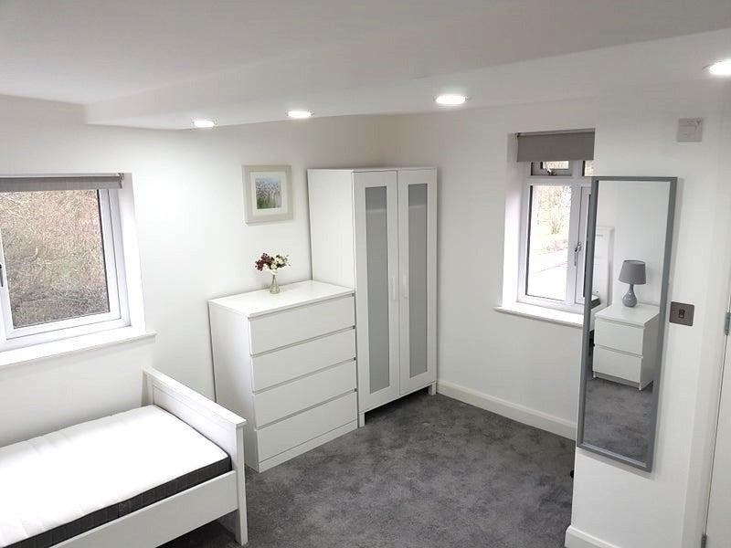 Room Main Road in Dartford
