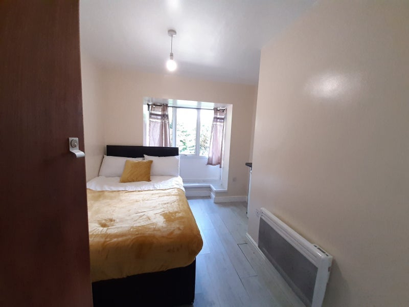 Room Luscombe Road in Coventry
