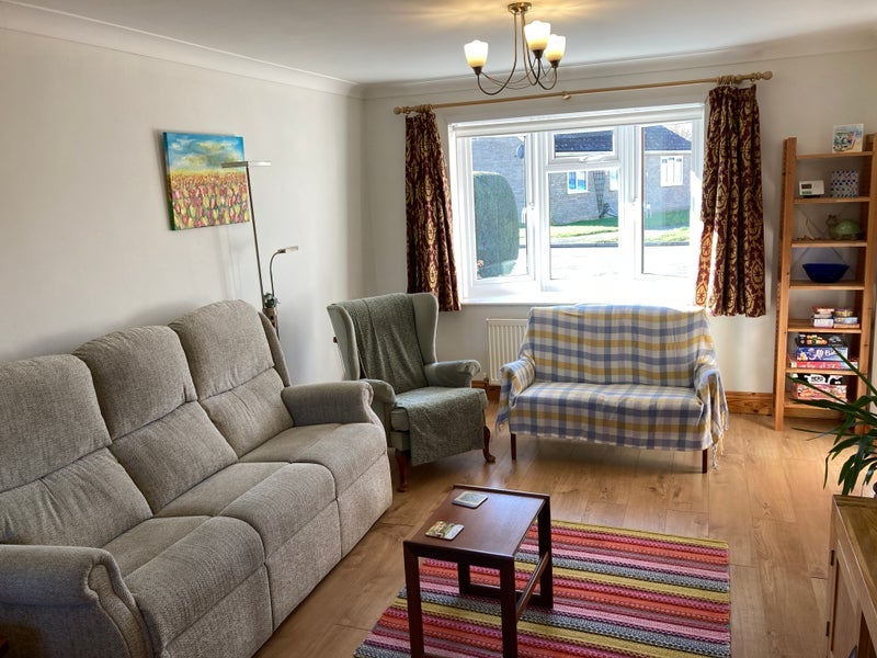 Room Victoria Close in Mid Suffolk