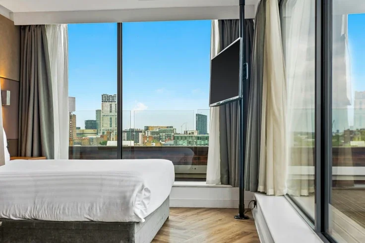 Room West Ham Lane in Greater London