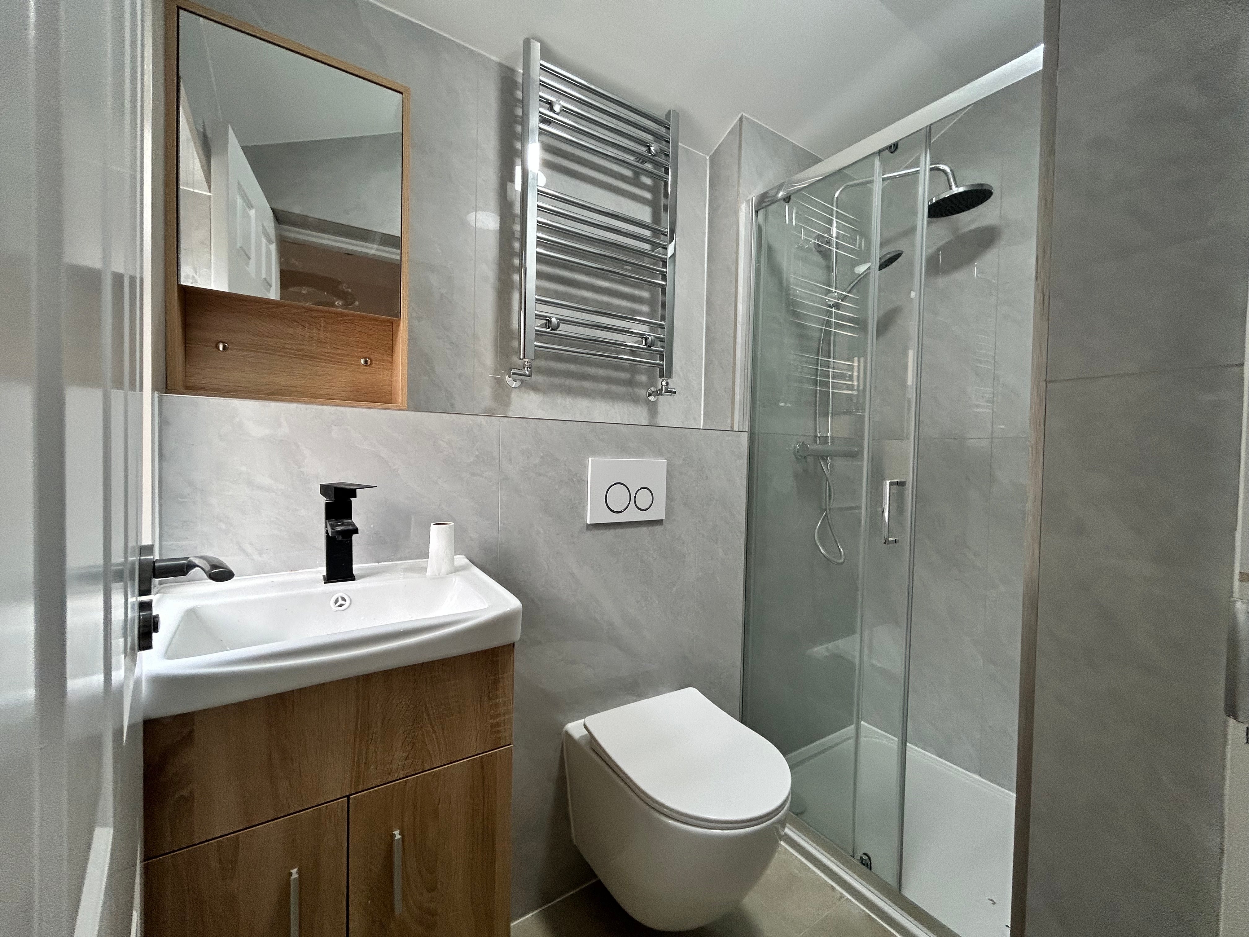 Flat Meadowside in Greater London