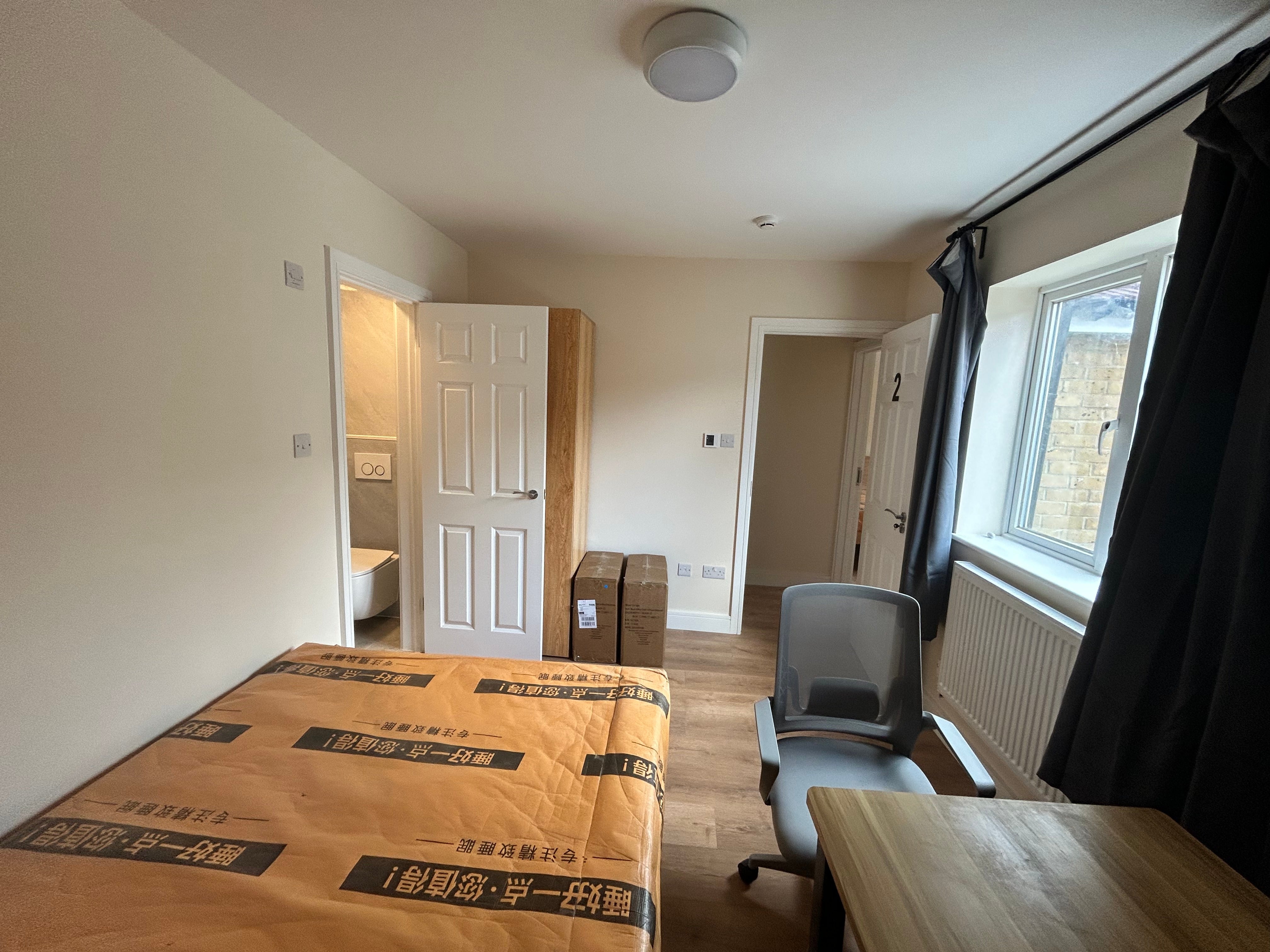 Flat Meadowside in Greater London