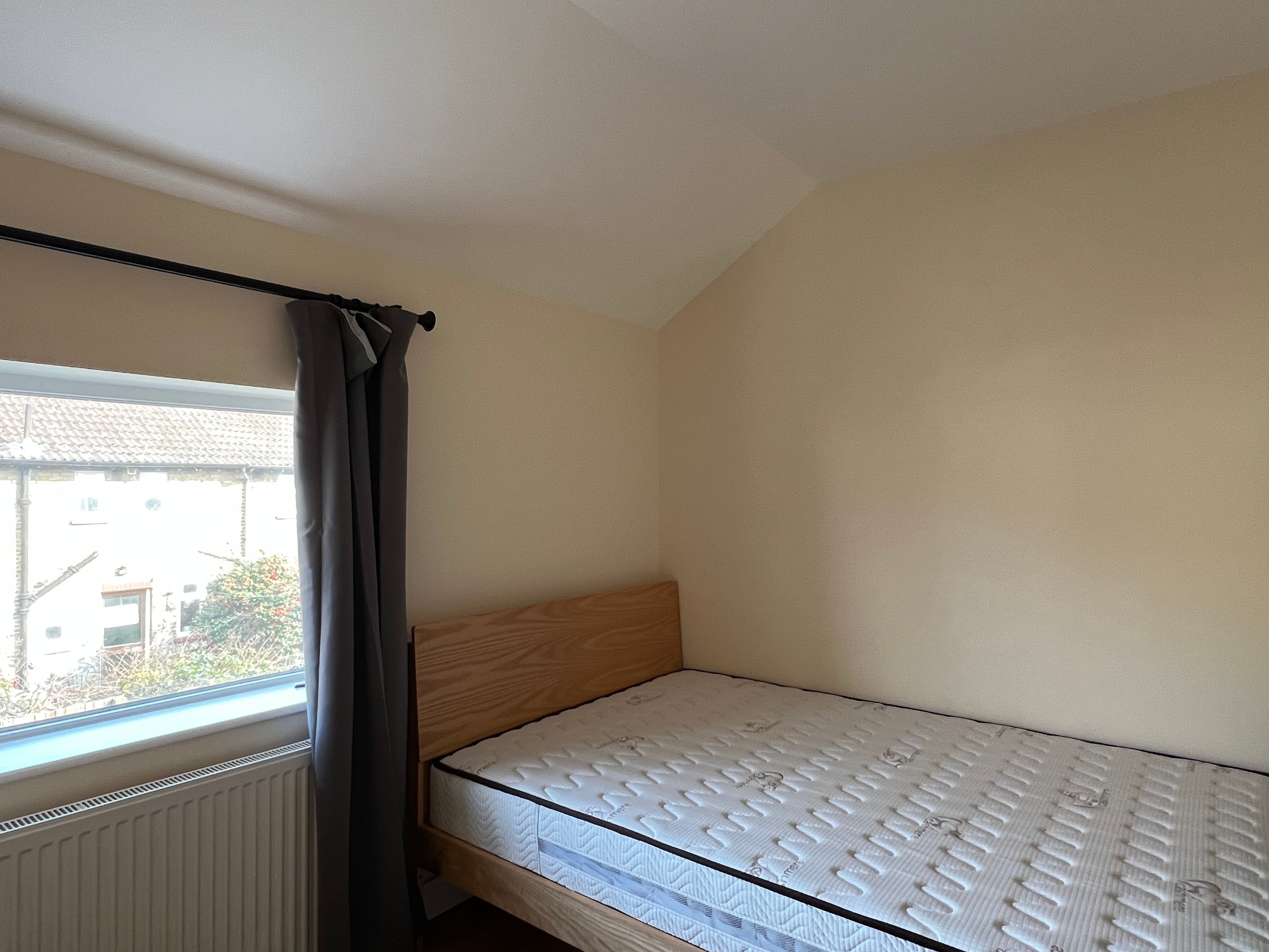 Flat Meadowside in Greater London