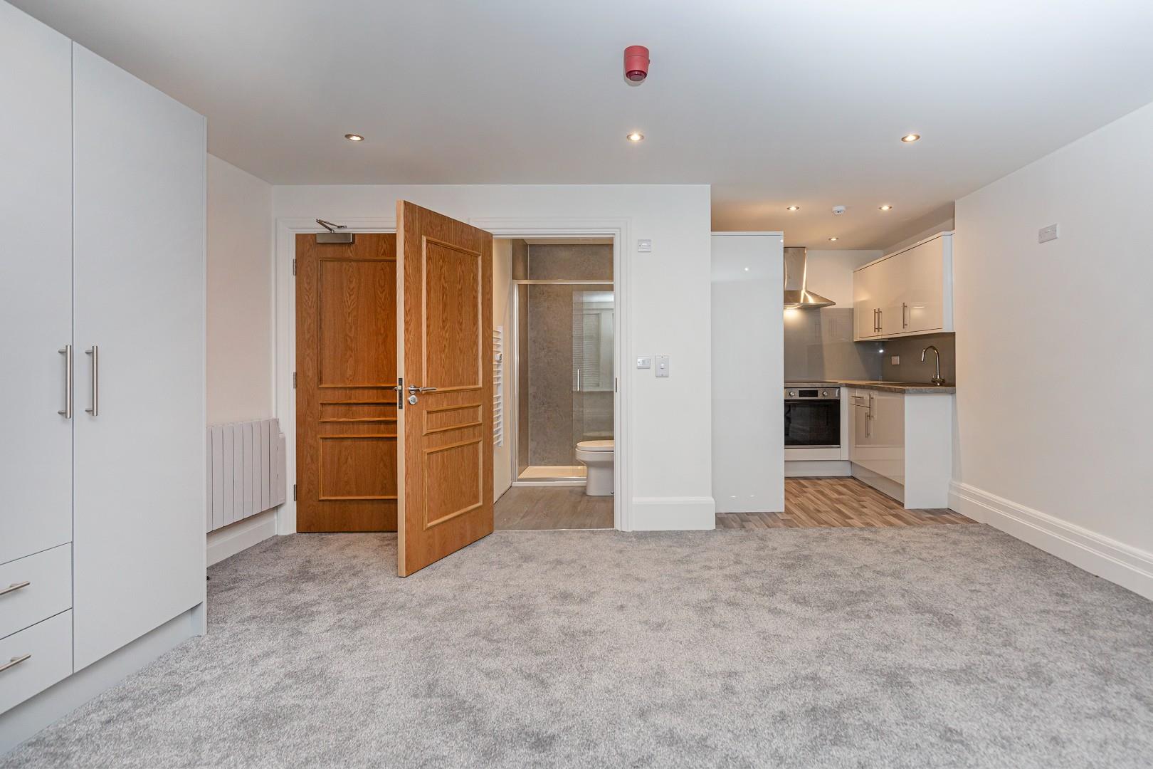 Flat Vernon Avenue in Kirklees