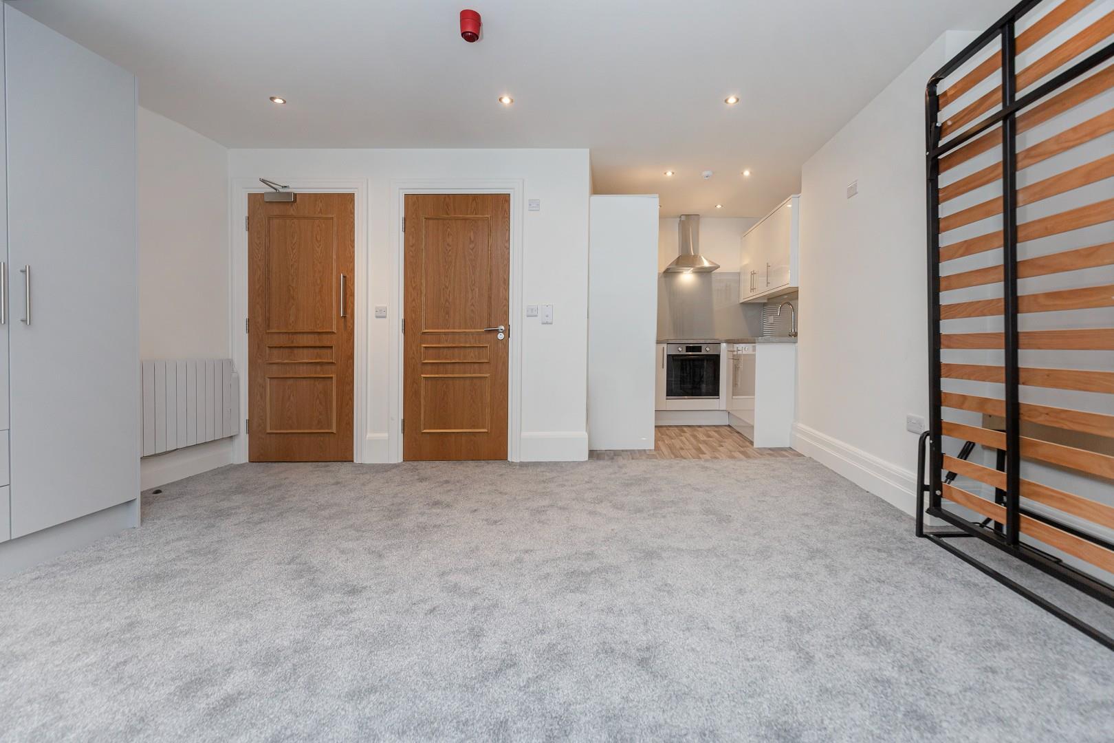 Flat Vernon Avenue in Kirklees