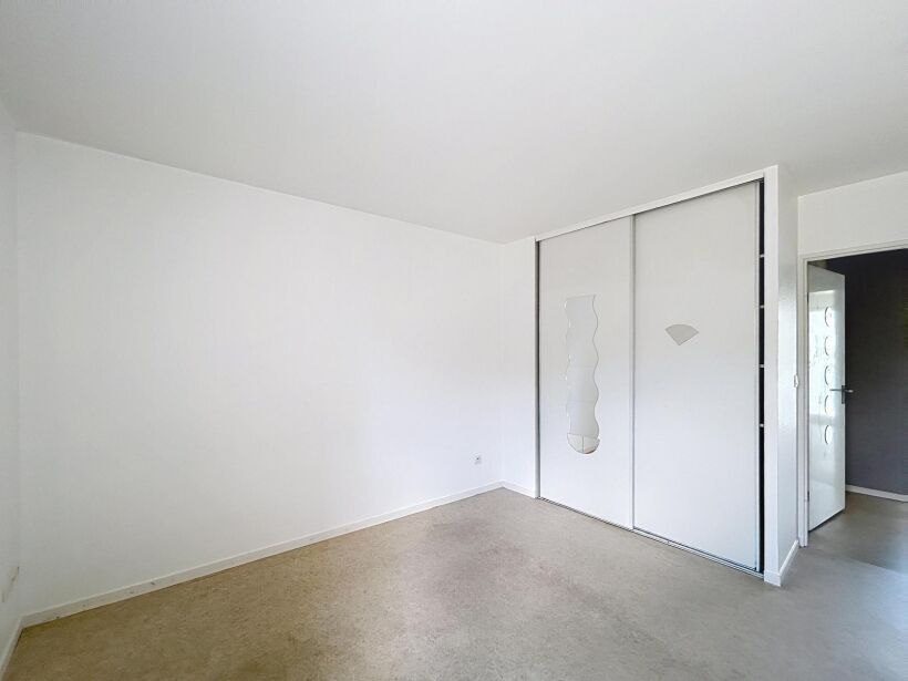 Flat Place Drouet d'Erlon in Reims