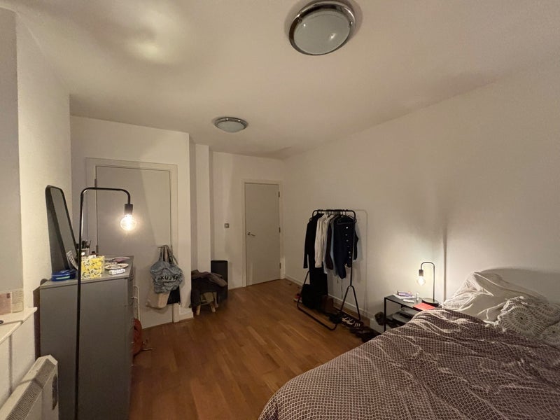 Room Fieldgate Street in Greater London
