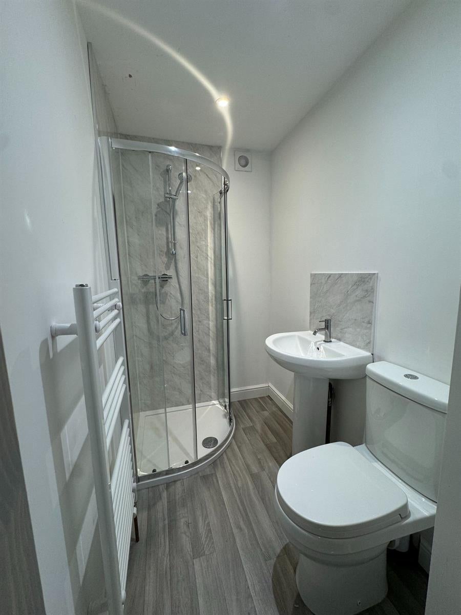 Room Fletcher Street in South Kesteven