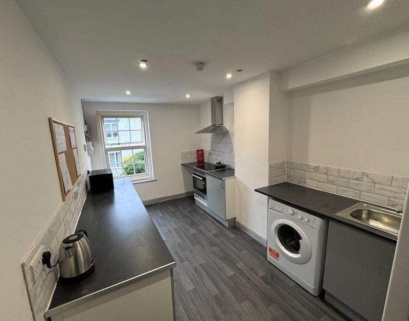 Room Fletcher Street in South Kesteven