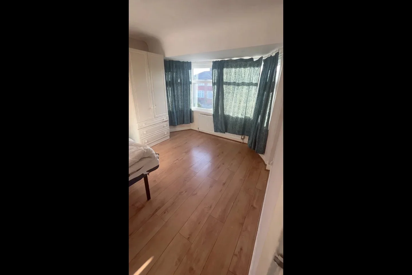 Room Lamorna Grove in Greater London