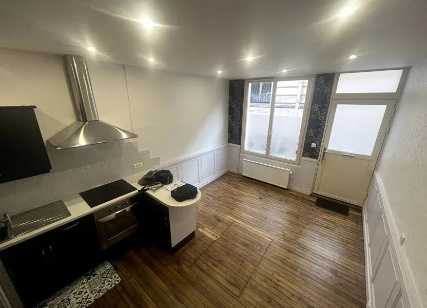 Room Rue Jean-Jacques Rousseau in Bar-le-Duc