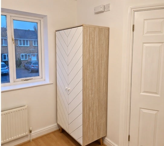 Room Star Lane in Greater London