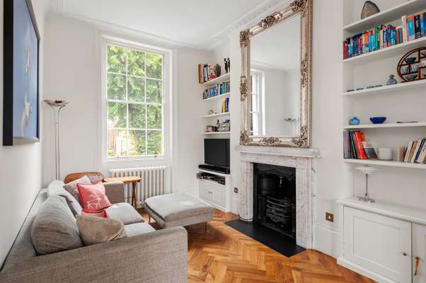 House Gibson Square in Greater London