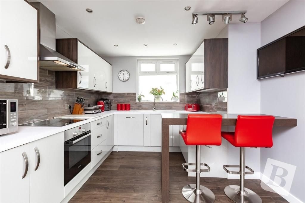 House Hubert Road in Greater London