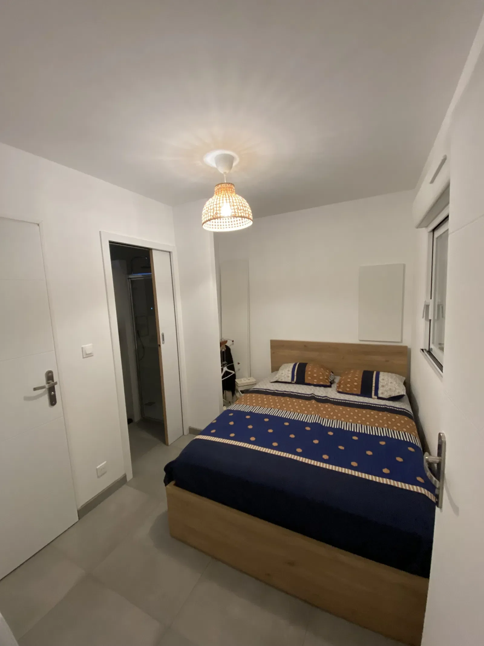 Chambre Rue de Bagatelle à Yvré-l'Évêque