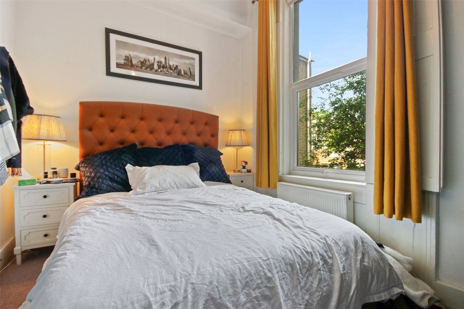 Flat Graham Road in Greater London