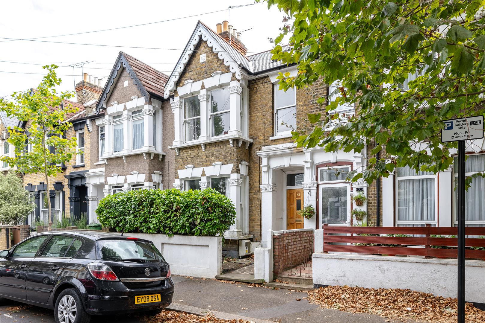 House Harold Road in Greater London