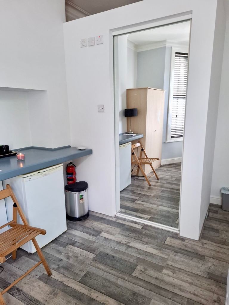 Room Saint John's Avenue in Greater London