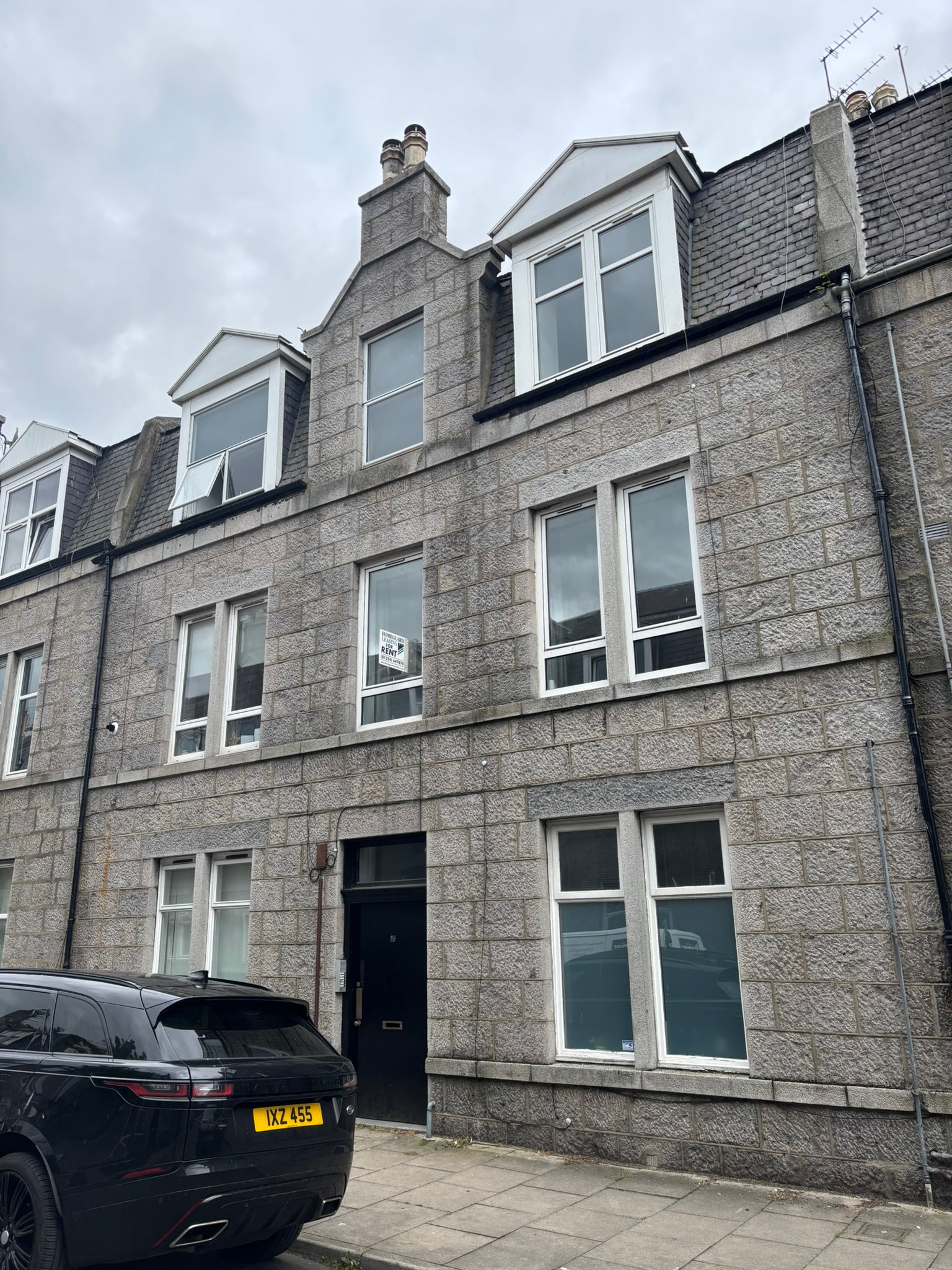 Flat Wallfield Crescent in Aberdeen City