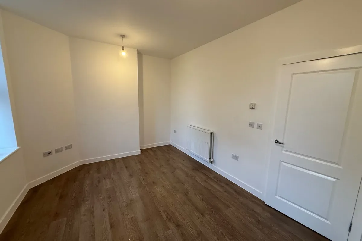 Flat Samson Street in Greater London