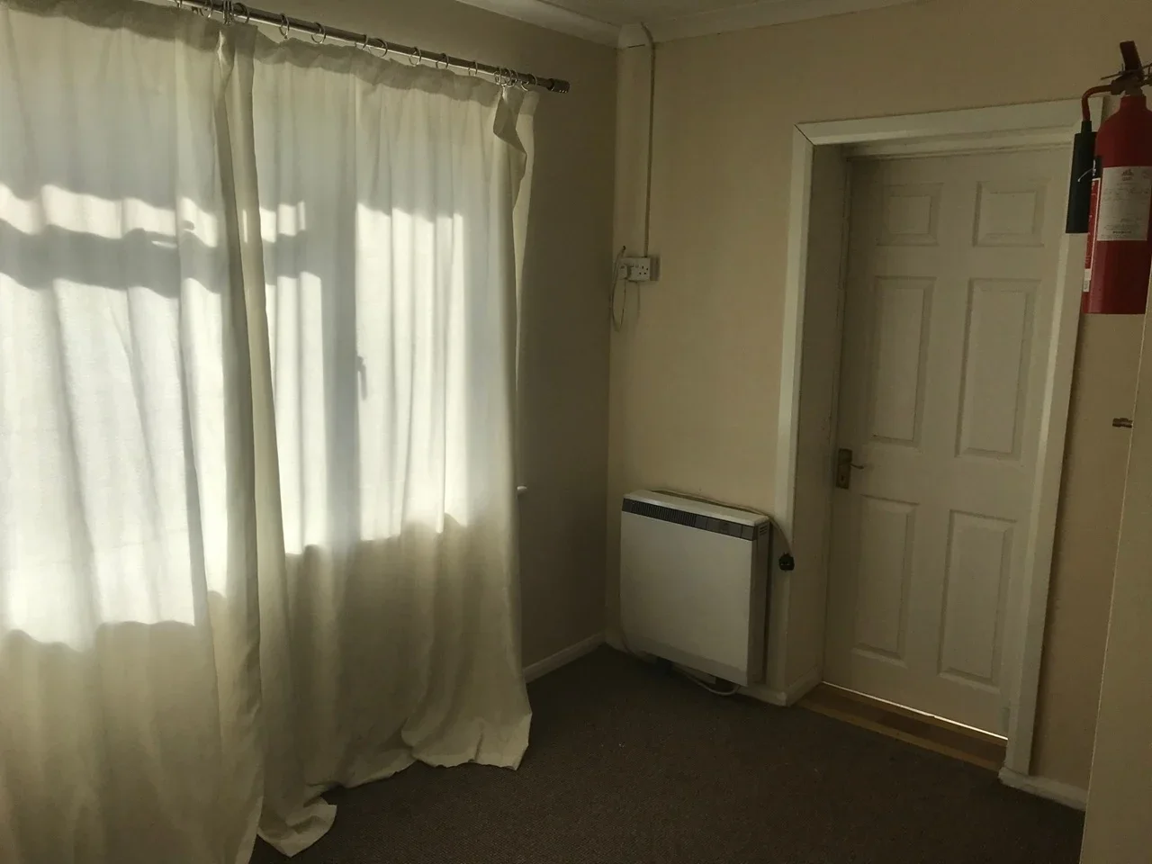 Flat Buckingham Way in Surrey Heath