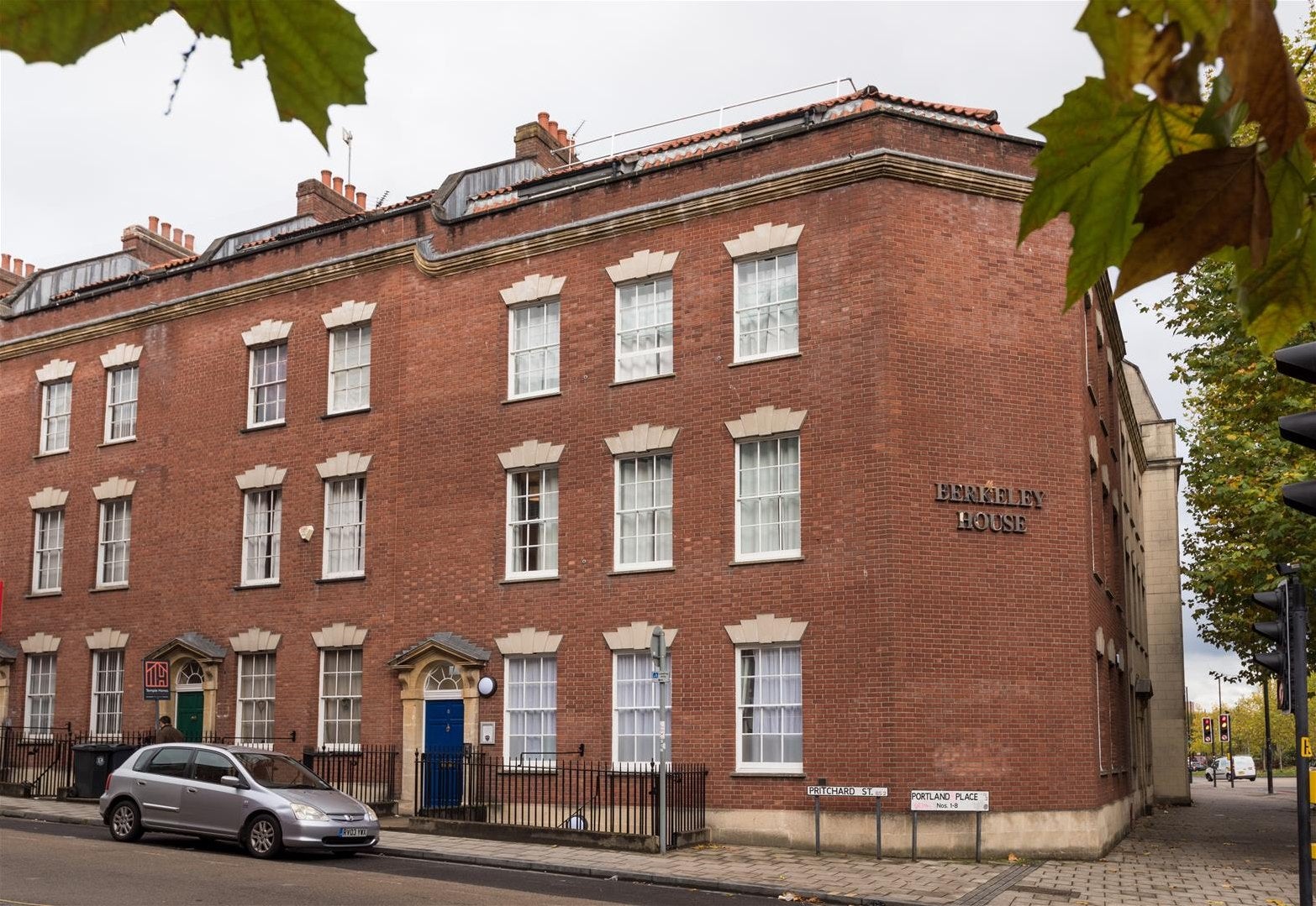 Flat Pritchard Street in Bristol
