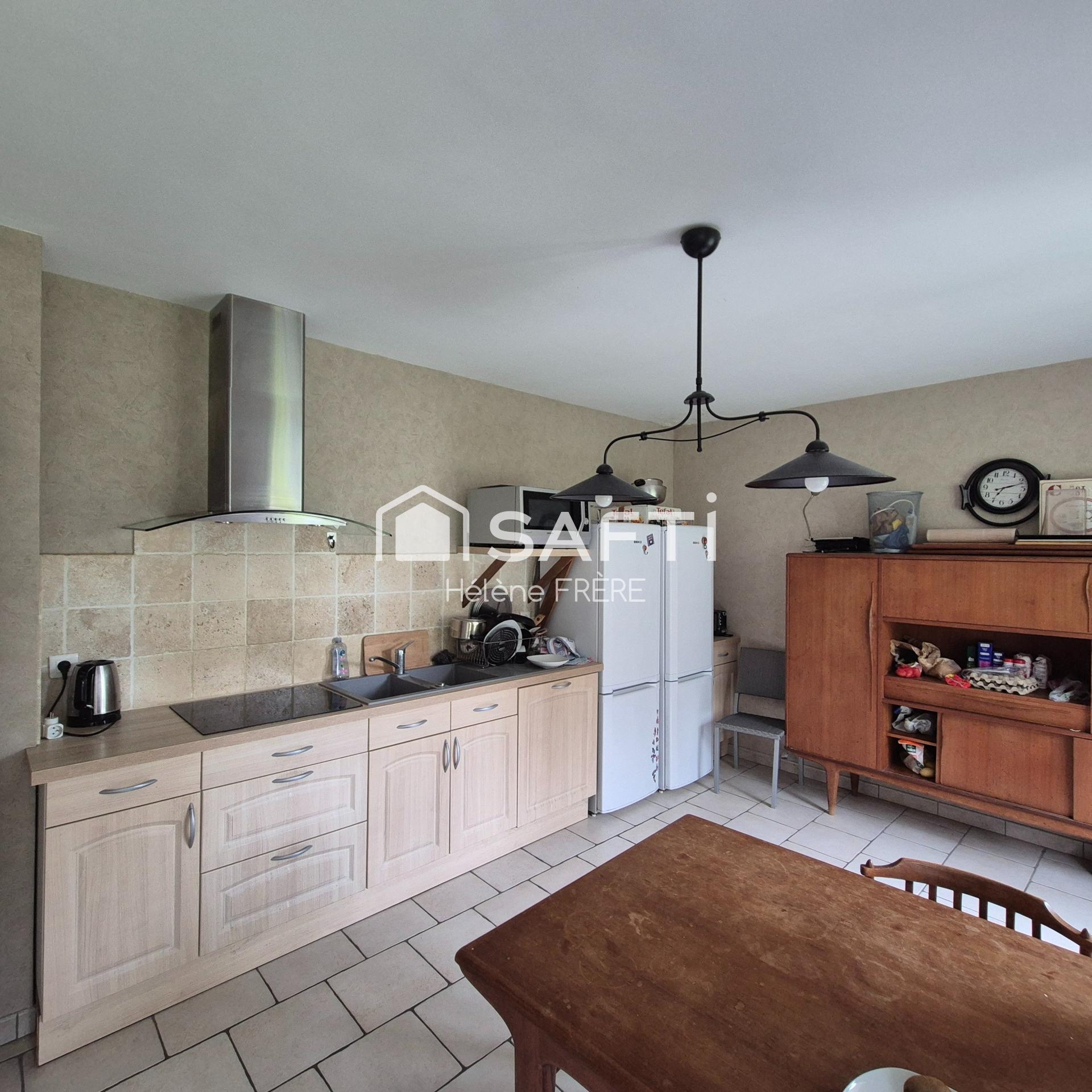 Room Rue Porte Côté in Blois