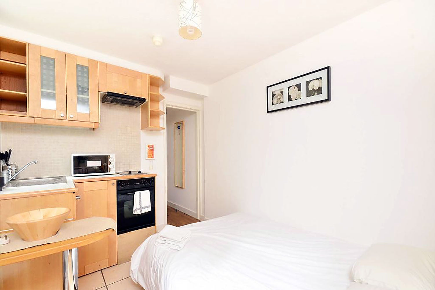 Flat Fairholme Road in Greater London