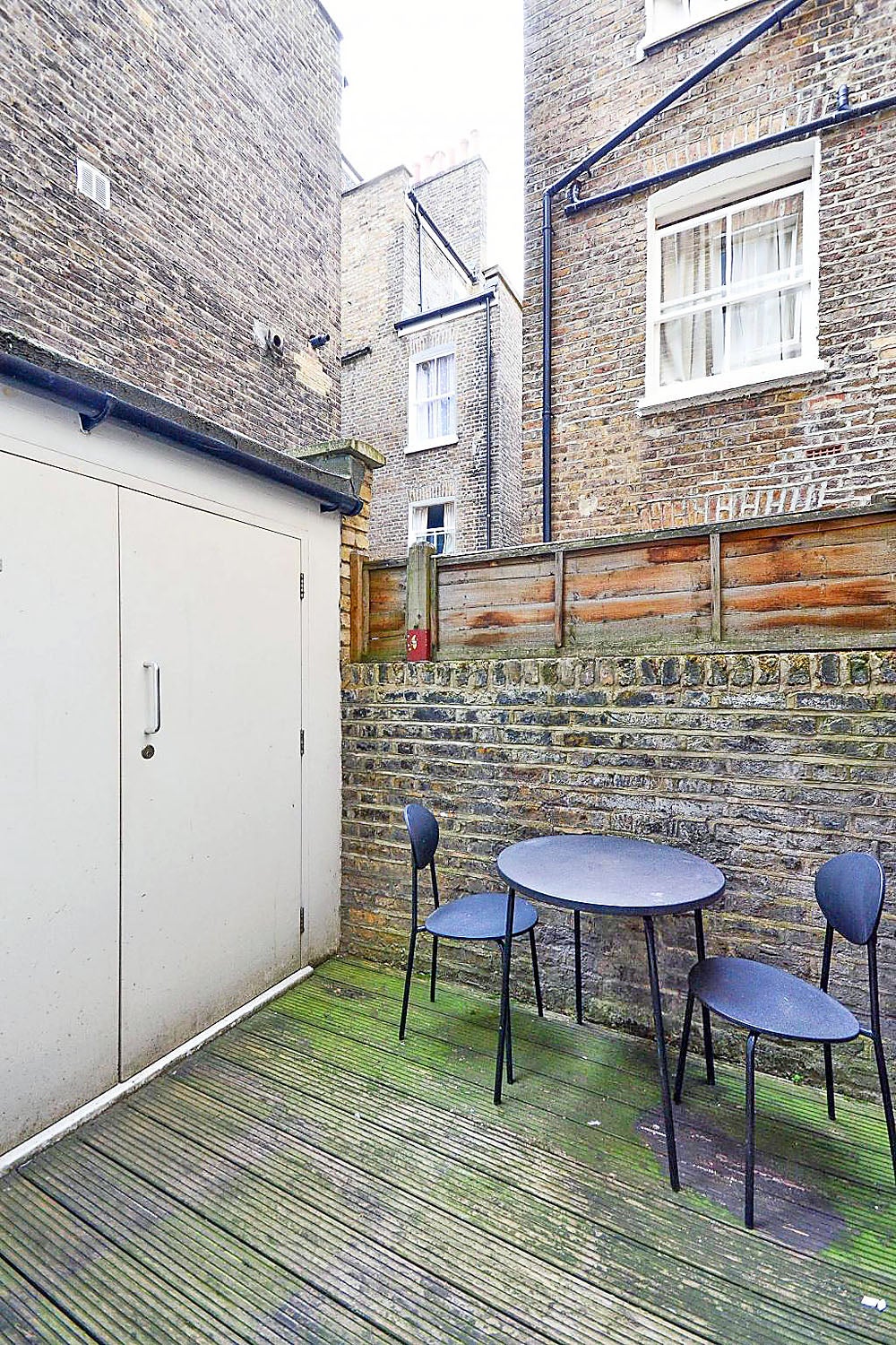 Flat Fairholme Road in Greater London