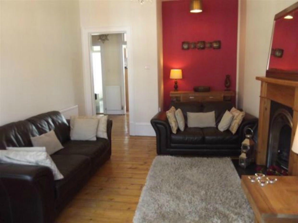 Flat Mount Stuart Street in Glasgow
