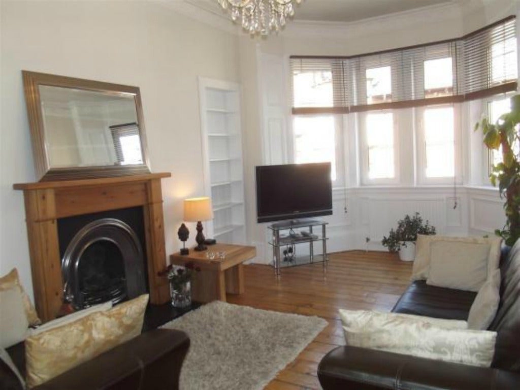 Flat Mount Stuart Street in Glasgow