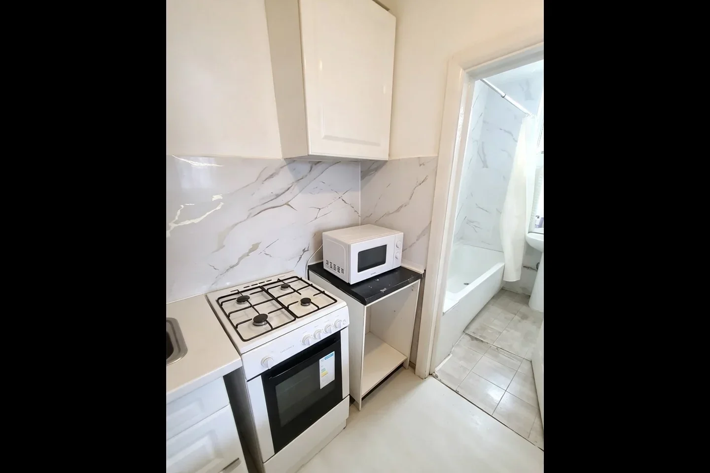 Room Paget Road in Greater London