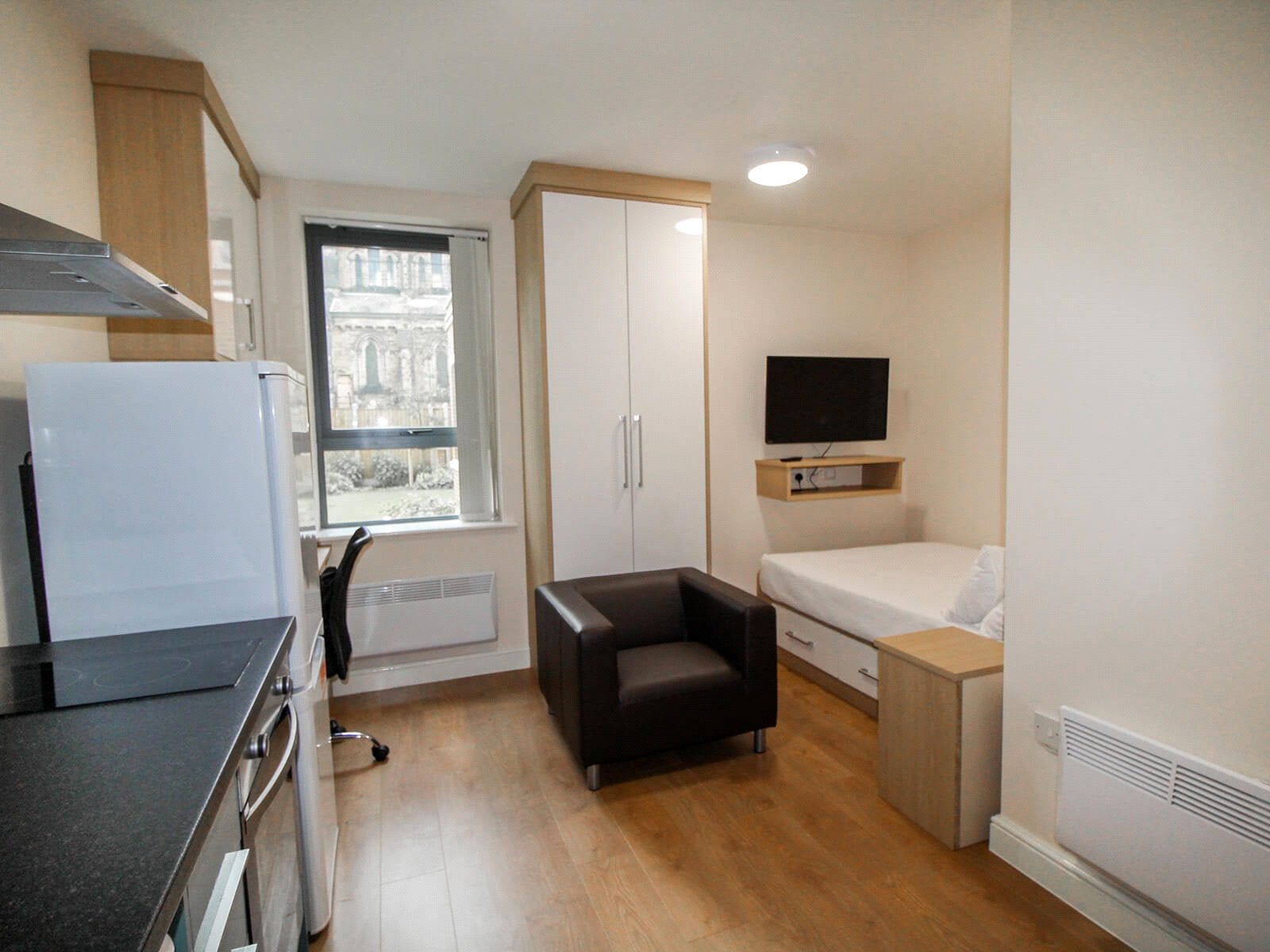 Flat Lofthouse Place in Leeds