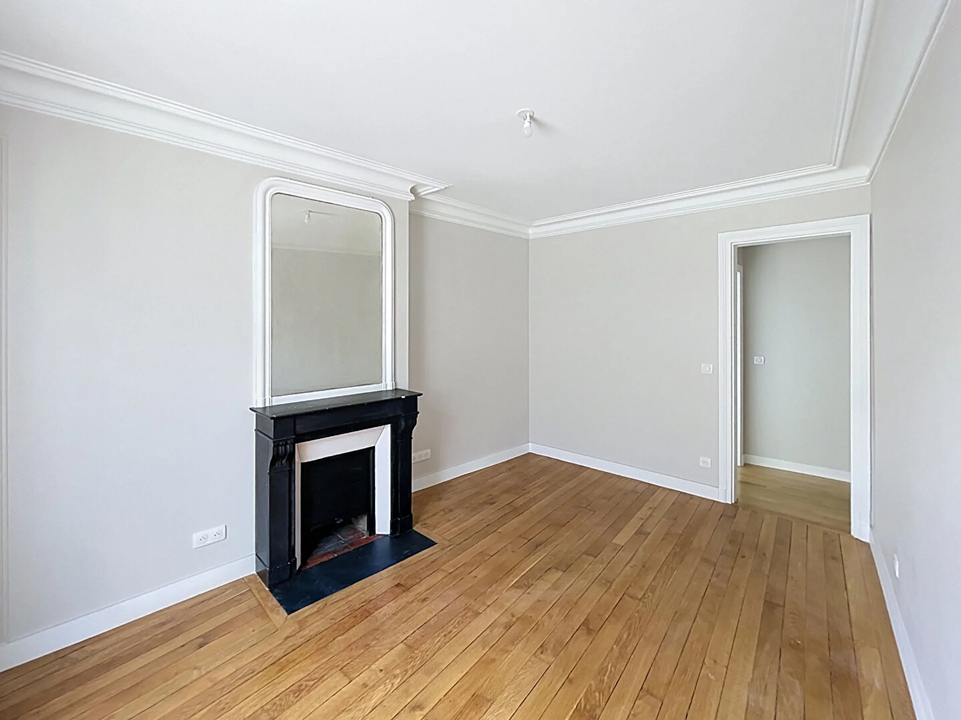 Appartement Rue de Grenelle à Paris