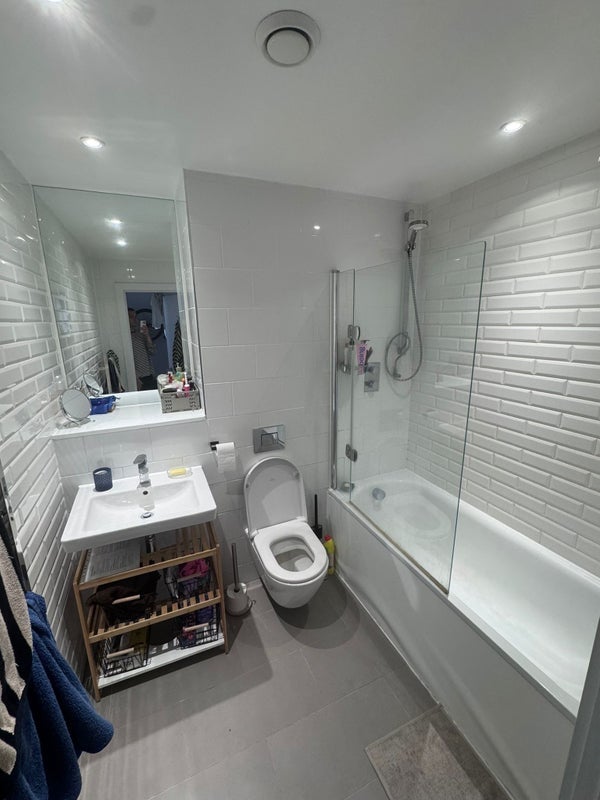 Room Chatham Place in Greater London