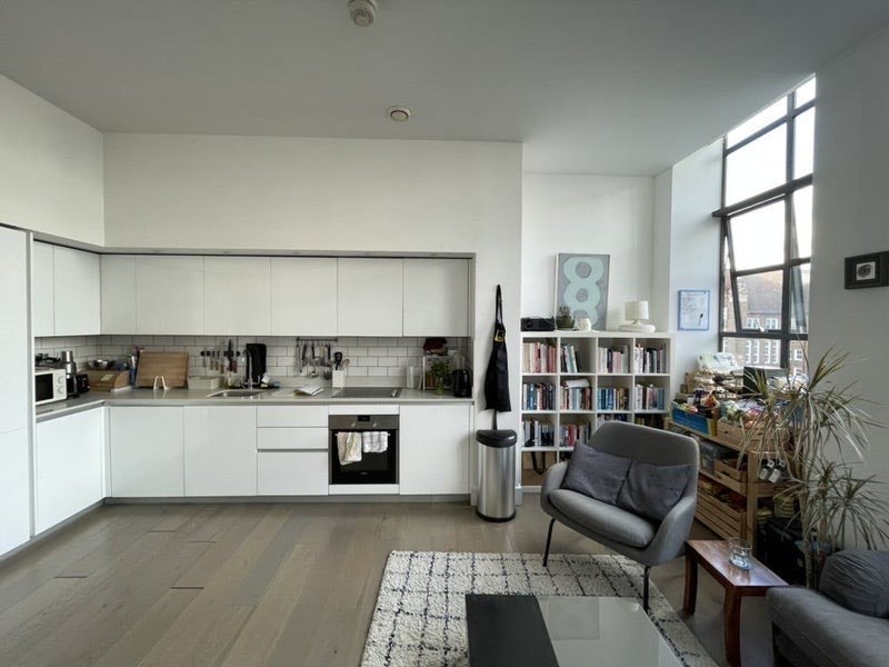 Room Chatham Place in Greater London