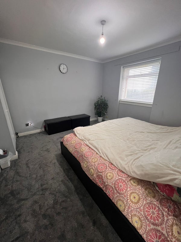 Flat Arnprior Road in Glasgow