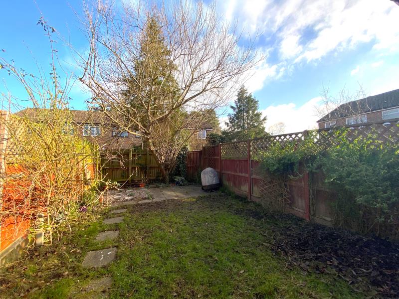 House Chesterblade Lane in Winkfield