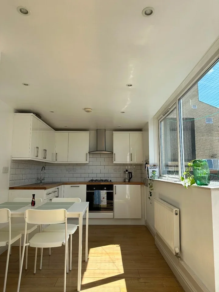 Flat Wilmot Close in Greater London