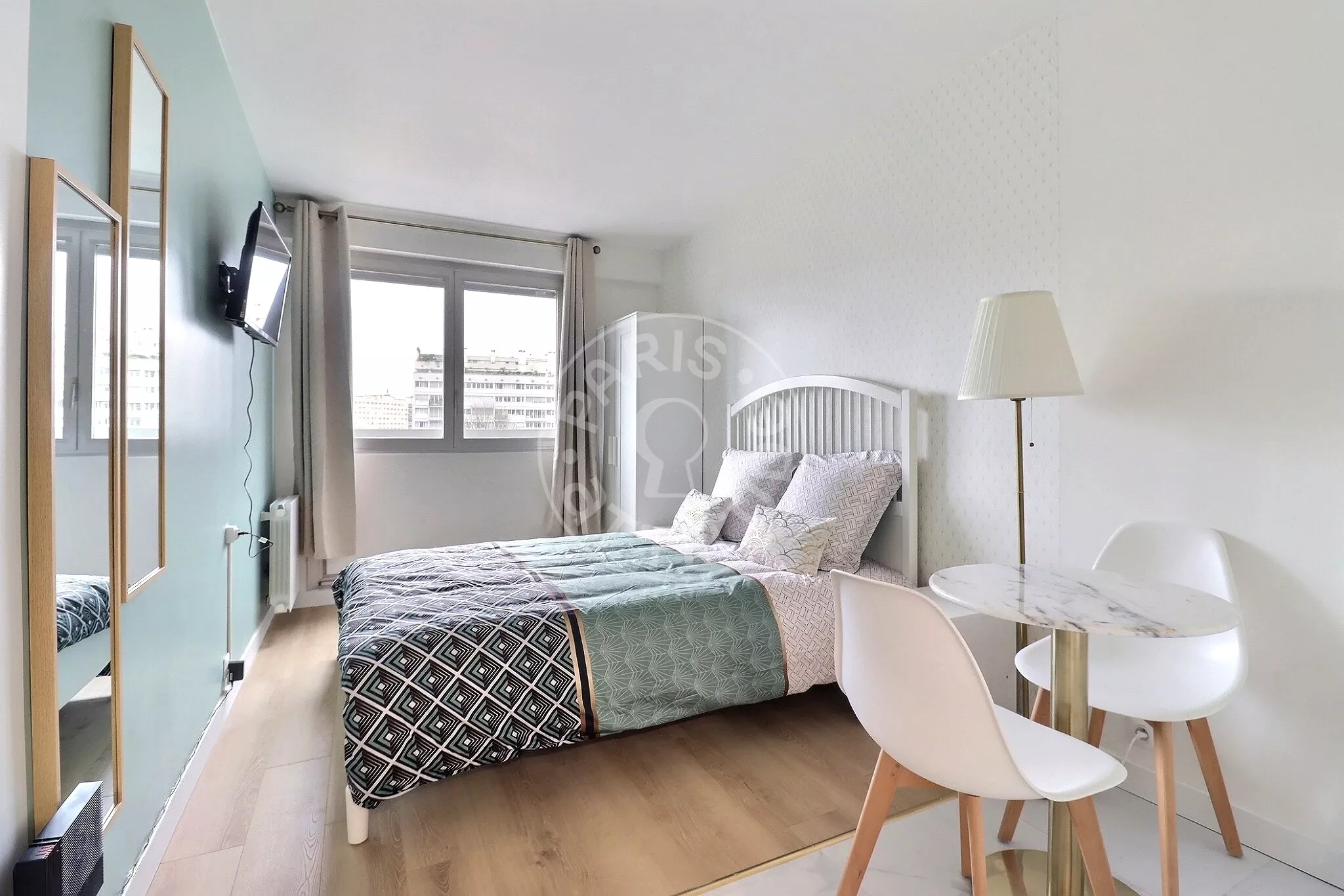 Appartement Rue Claude Lorrain à Paris