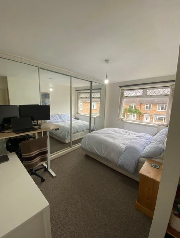 Room Buttermere Drive in Greater London