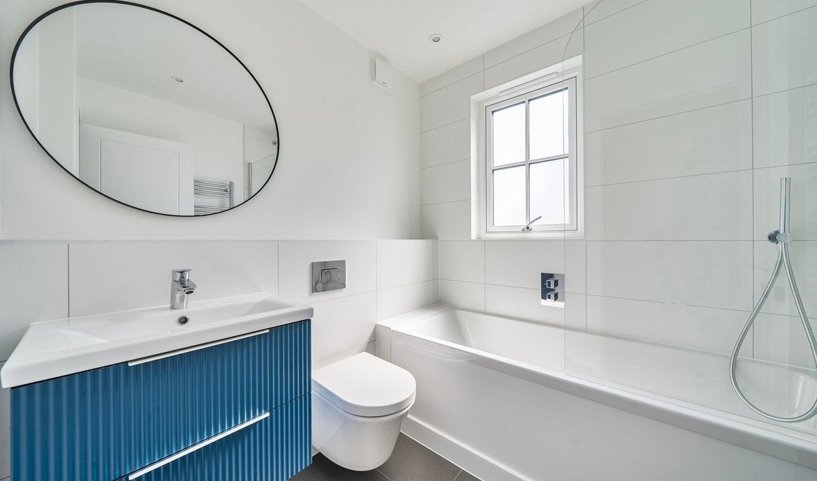 Flat Grigg's Place in Greater London