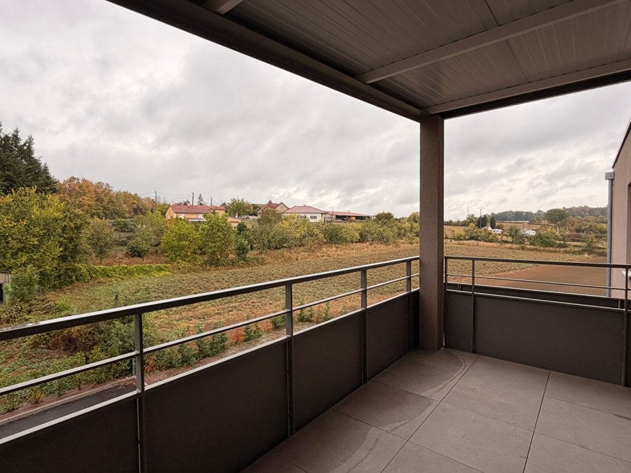 Flat Rue de Lagrange in Manom