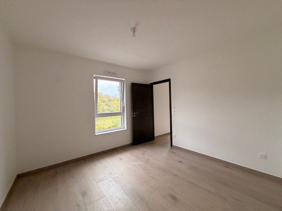 Flat Rue de Lagrange in Manom