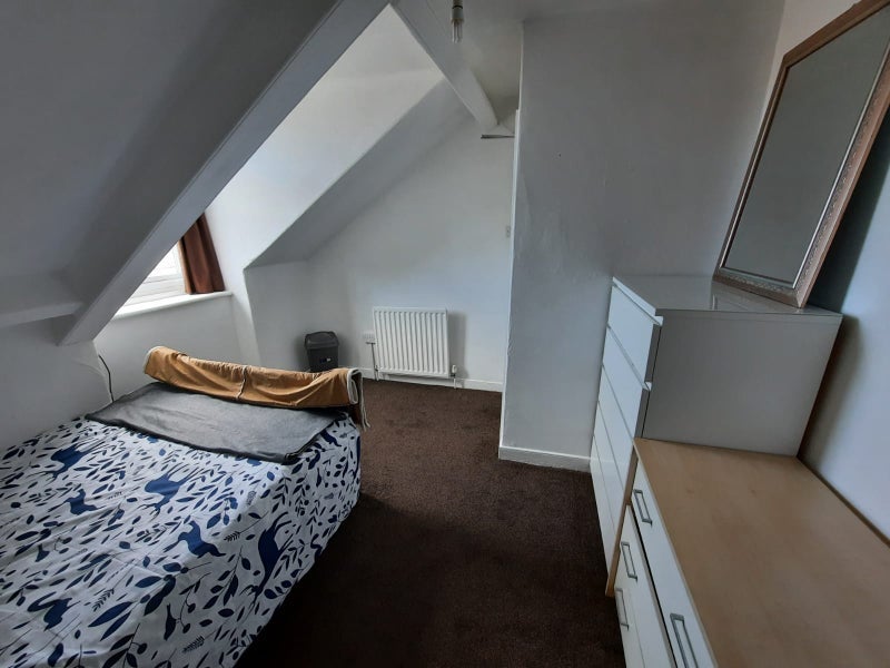Room Azalea Terrace North in Sunderland