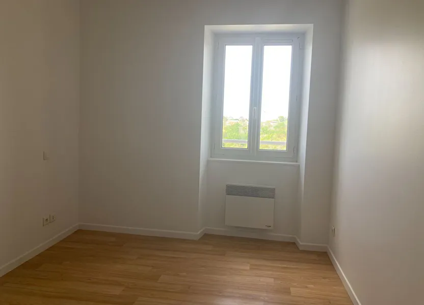 Flat D 453 in Saint-Cricq-Chalosse