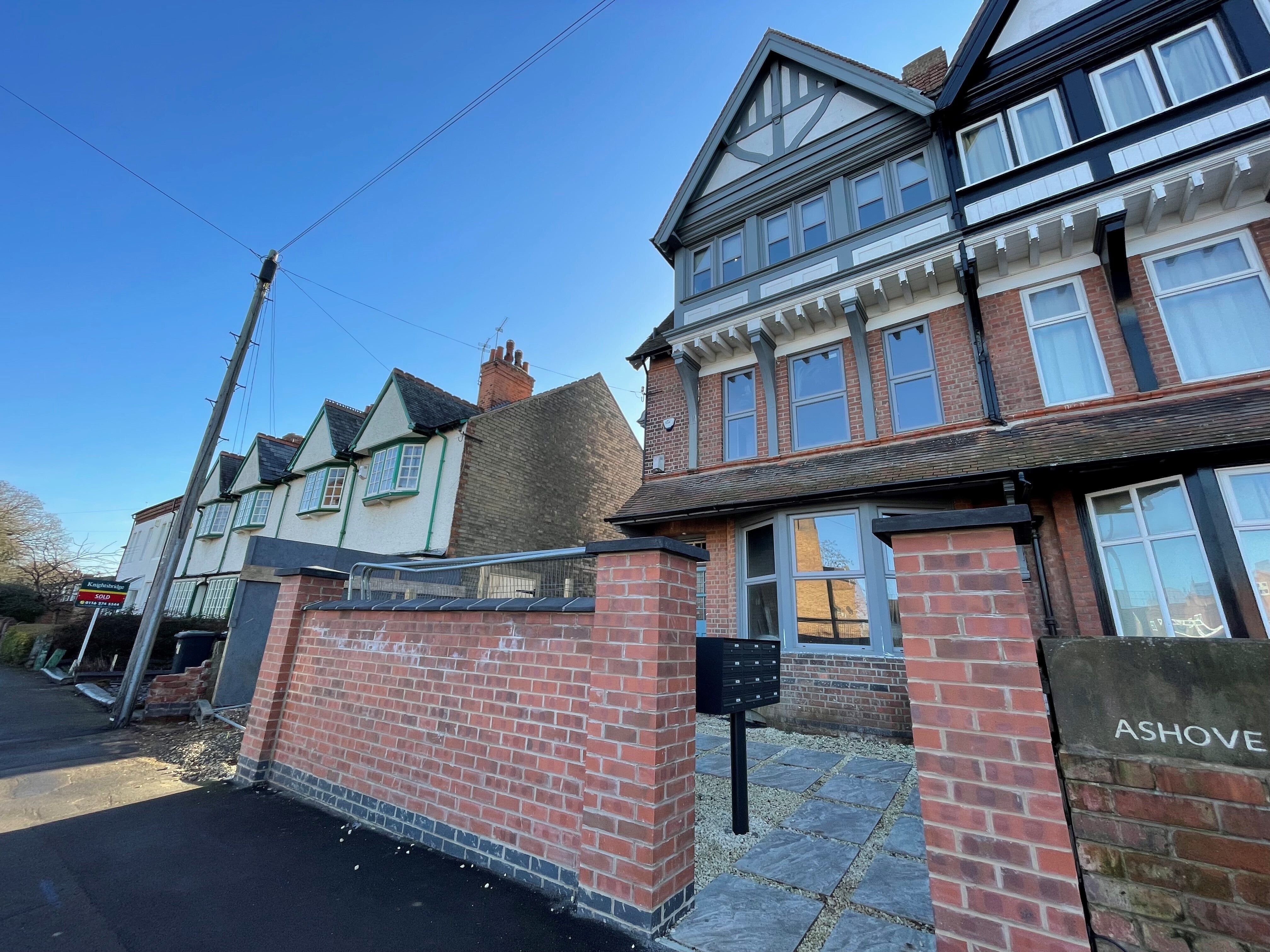 Flat Knighton Road in Leicester